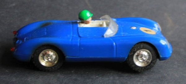 Scalextric Porsche 550 Spyder 1955 Racingcourse Model with engine (7297)